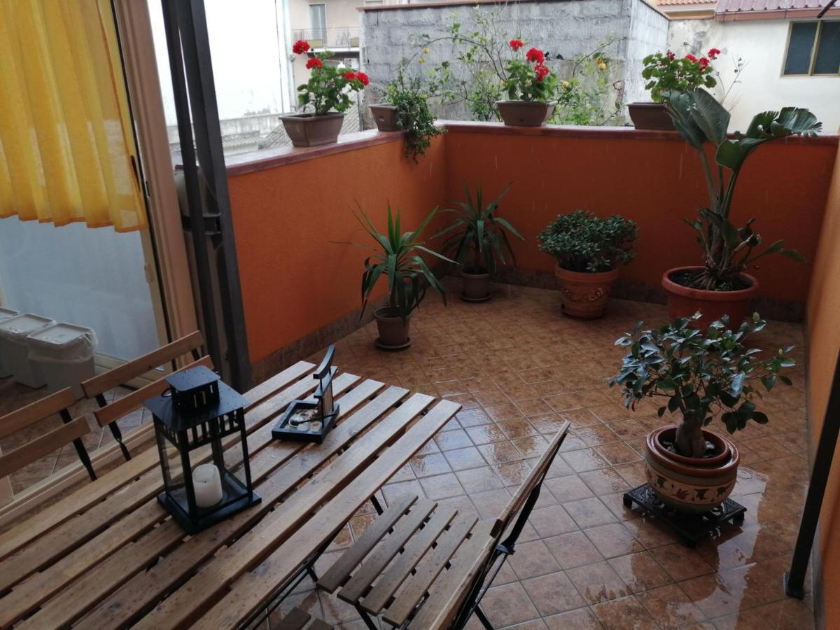カターニアLa Terrazza Zenアパートメント エクステリア 写真